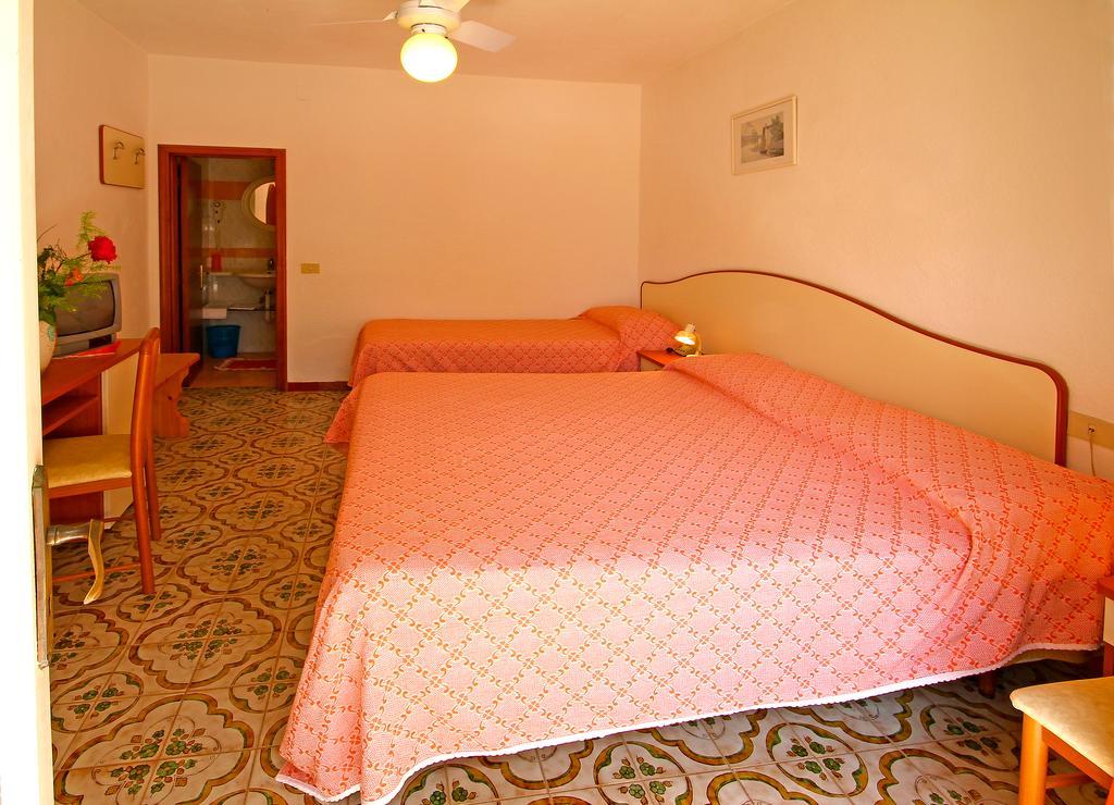 Hotel Park Calitto Forio di Ischia Buitenkant foto